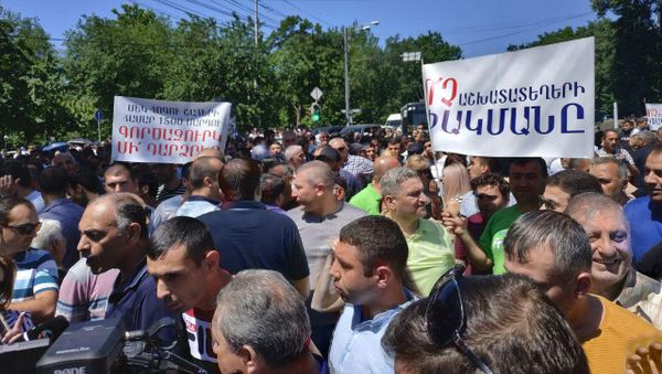 Акция протеста у здания парламента (29 мая 2019). Еревaн - Sputnik Արմենիա