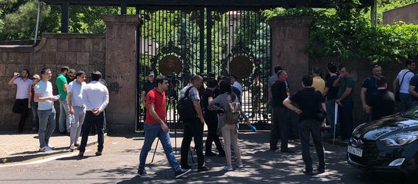 Акция протеста у здания парламента (29 мая 2019). Еревaн - Sputnik Արմենիա