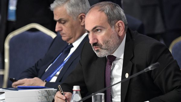 Премьер-министр Армении Никол Пашинян на заседании Высшего Евразийского экономического совета, приуроченного к пятилетию подписания Договора о Евразийском экономическом союзе (29 мая 2019). Нур-Султан - Sputnik Արմենիա