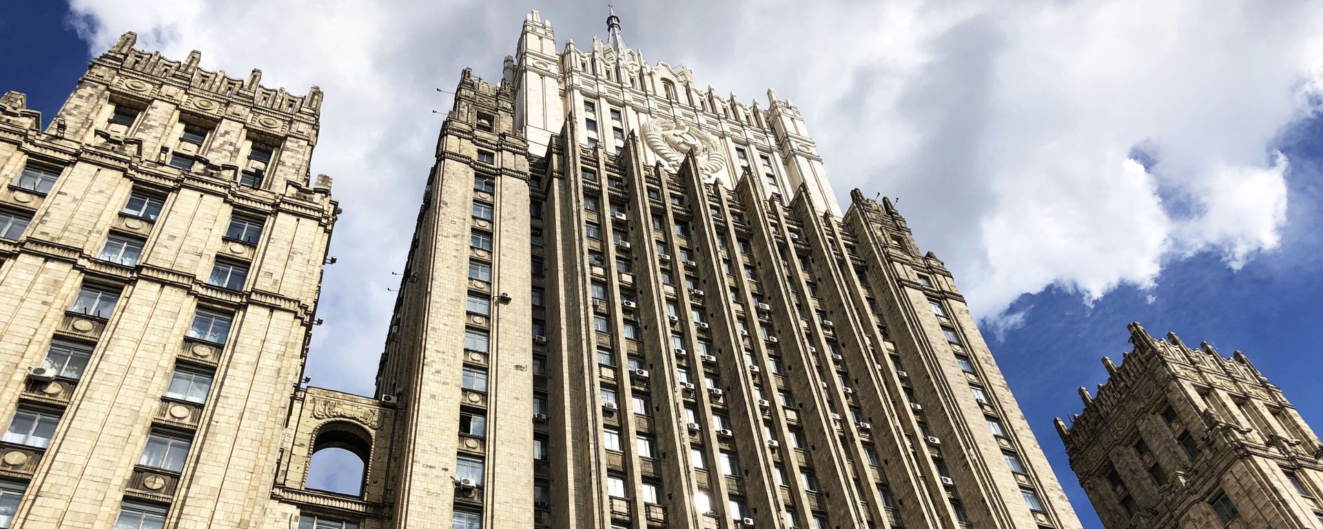 Здание министерства иностранных дел РФ на Смоленской-Сенной площади в Москве - Sputnik Армения, 1920, 13.07.2022