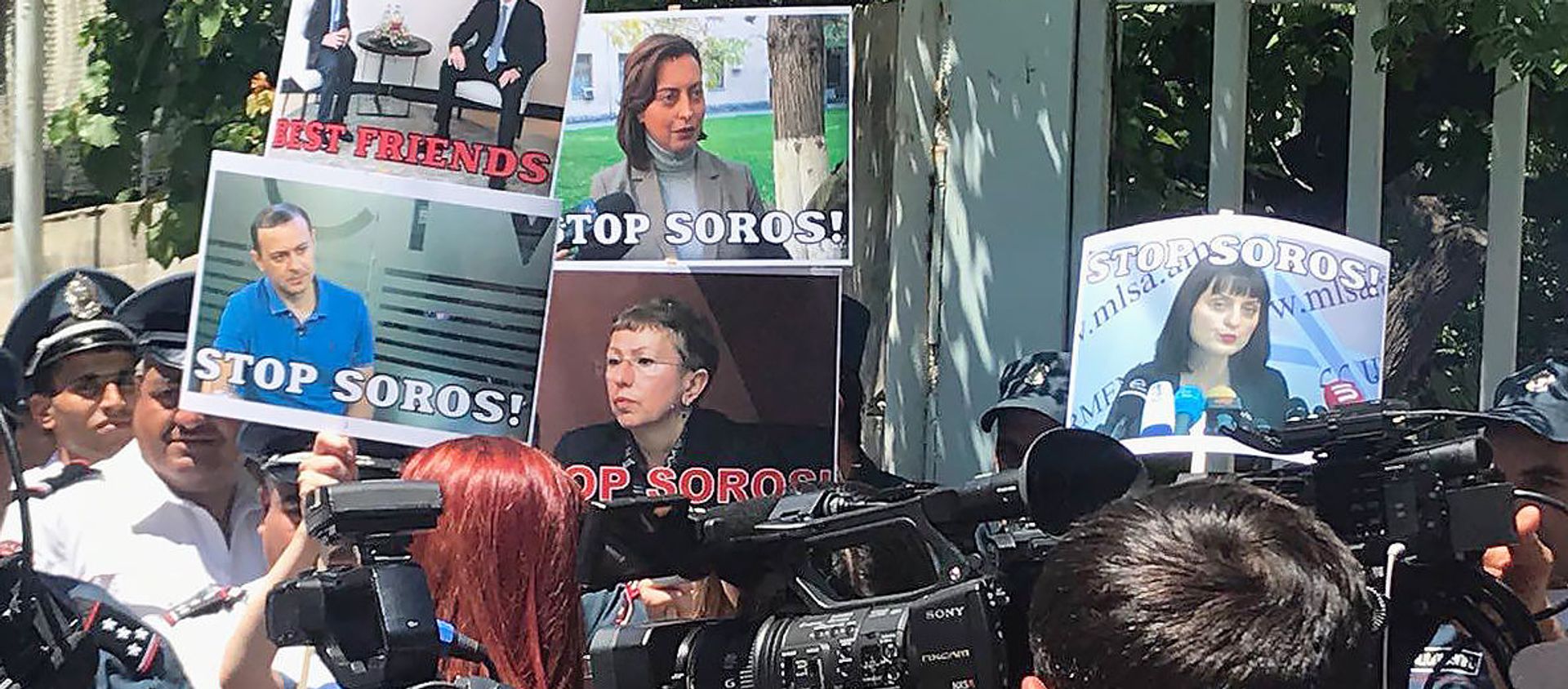 Акция протеста против деятельности фонда Сороса в Армении (31 мая 2019). Еревaн - Sputnik Արմենիա, 1920, 24.11.2020