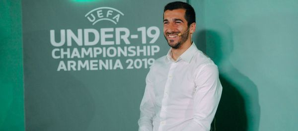 Жеребьевка отборочного турнира чемпионата Европы по футболу до 19 лет (31 мая 2019). Еревaн - Sputnik Արմենիա
