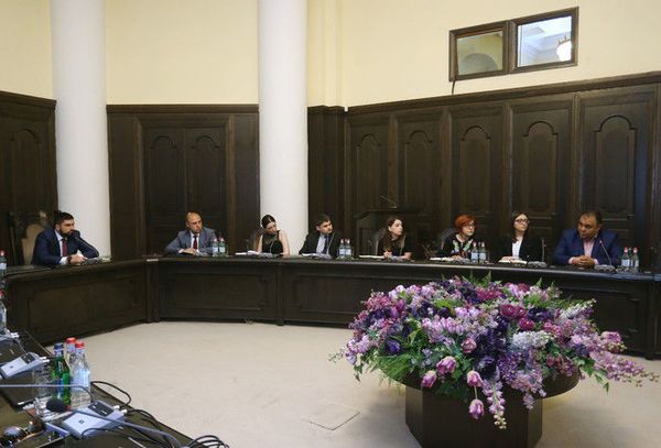 Кабмин Армении изучит пути решения проблемы с зарплатами строителей трассы Север-Юг - Sputnik Армения
