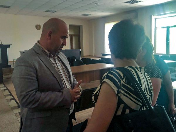 Трещоток не пустили на работу: швеям фабрики Састекс в Гюмри пригрозили вендеттой? - Sputnik Армения
