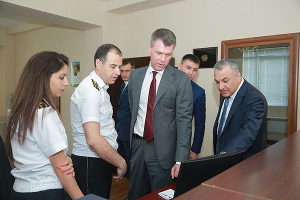 Главный судебный пристав России провел обсуждения с коллегами в Ереване - Sputnik Армения