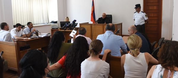 Судебное заседание по делу генерала Манвела Григоряна и его супруги Назик Амирян (4 июня 2019). Еревaн - Sputnik Արմենիա