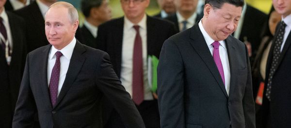 Президент России Владимир Путин и председатель КНР Си Цзиньпин во время встречи в Кремле (5 июня 2019). Москвa Президент России Владимир Путин и председатель КНР Си Цзиньпин во время встречи в Кремле (5 июня 2019). Москвa - Sputnik Армения