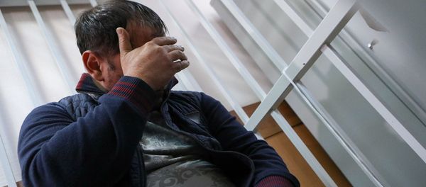 Избрание меры пресечения в Красногорском городском суде Московской области Сергею Ходжаеву (Ходжаяну) подозреваемого в убийстве ветерана боевых действий Никиты Белянкина (5 июня 2019). Москвa - Sputnik Армения