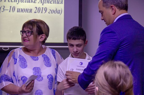 Пушкина в Армении не просто знают: армянские школьники поразили жюри на конкурсе чтецов - Sputnik Армения
