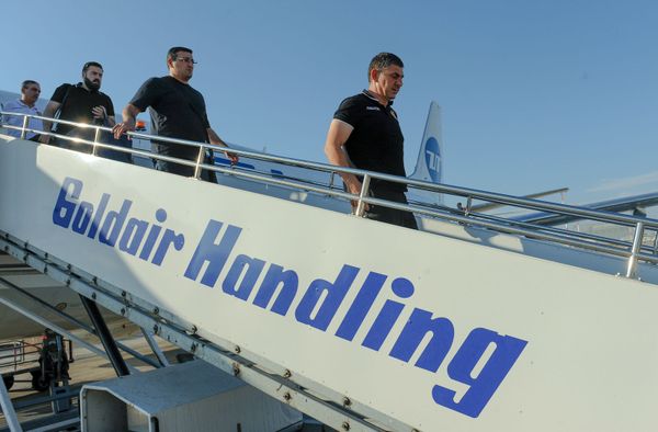 Футболисты сборной Армении прибыли в Афины на очередной матч отборочного тура Евро-2020 против сборной Греции (9 июня 2019). Афины - Sputnik Армения