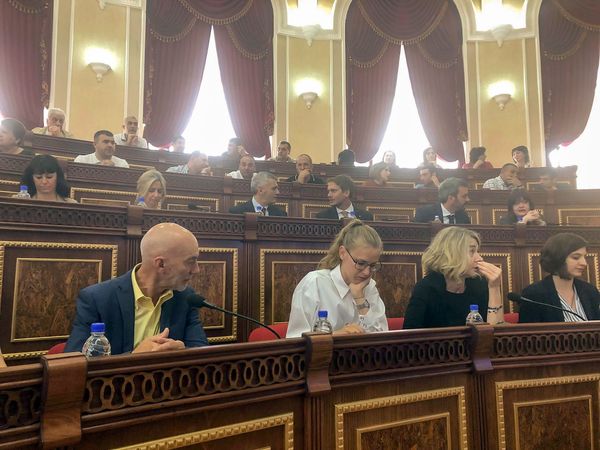 Լուրջ նպատակներով ու մեծ պատվիրակությամբ. Գյումրին հյուրընկալել է իտալացիներին  - Sputnik Արմենիա