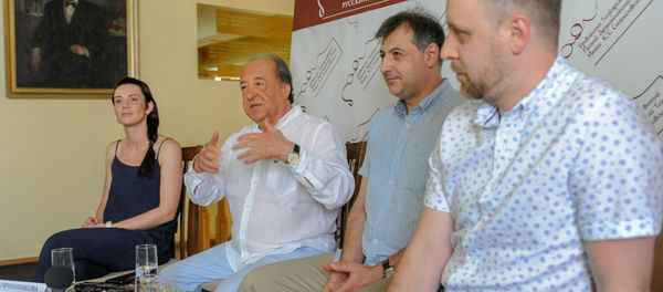 Пресс-конференция худрука и актеров Приморского краевого академического театра в театре им. Станиславского (12 июня 2019). Еревaн - Sputnik Արմենիա