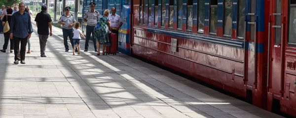 Первый рейс поезда Армения из Еревана в Батуми в 2019-ом году. Первый рейс поезда Армения из Еревана в Батуми в 2019-ом году. - Sputnik Армения
