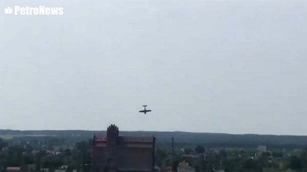 Самолет упал в реку во время показательных выступлений - Sputnik Армения