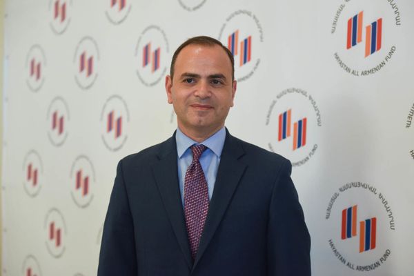 Հայկական սփյուռքի ներուժը չի կարելի չօգտագործել. Զարեհ Սինանյանը կայցելի Ռուսաստան - Sputnik Արմենիա