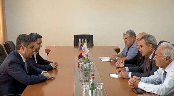 Ֆուտբոլի և ֆուտզալի հայտերը համահայկական խաղերում կգերազանցեն հինգ տասնյակը. Զաքարյան - Sputnik Արմենիա