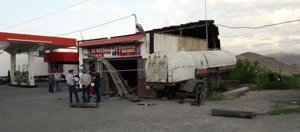 Взрыв на авто газонаполнительной компрессорной станции (18 июня 2019). Ехегнадзор - Sputnik Արմենիա