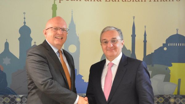 Встреча министра иностранных дел Армении Зограба Мнацаканяна с и.о. замгоссекретаря США Филиппа Рикера (19 июня 2019). Вашингтон - Sputnik Армения