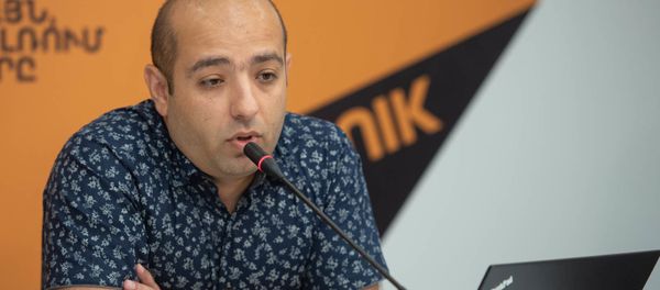 Адвокат Ованнес Худоян на пресс-конференции адвокатов Роберта Кочаряна (21 июня 2019). Еревaн - Sputnik Արմենիա