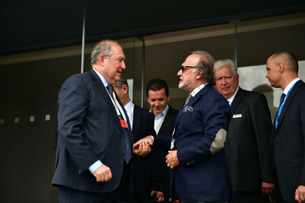 Армен Саркисян встретился во Франции с президентом Dassault Group — о чем они договорились Армен Саркисян встретился во Франции с президентом Dassault Group — о чем они договорились - Sputnik Армения