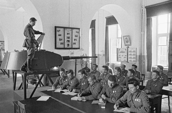 Выпускники Военной Академии им. Сталина Выпускники Военной Академии им. Сталина - Sputnik Армения