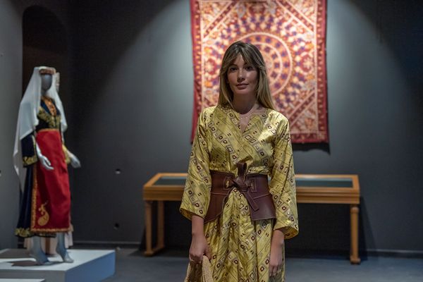 Именная сумочка жены Пашиняна и не только этника - армянские дизайнеры заявляют о себе Именная сумочка жены Пашиняна и не только этника - армянские дизайнеры заявляют о себе - Sputnik Армения