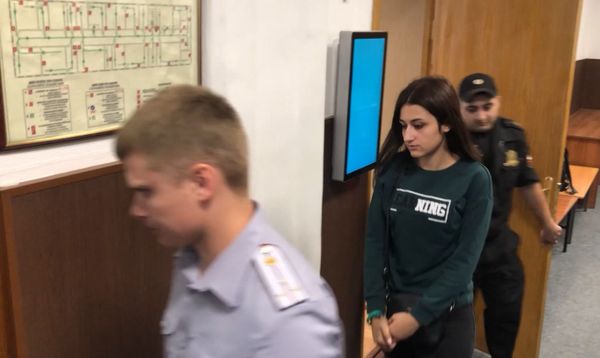 Требовал обращаться только на Вы: обнародованы первые показания сестер Хачатурян Требовал обращаться только на Вы: обнародованы первые показания сестер Хачатурян - Sputnik Армения