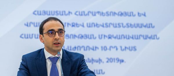 Вице-премьер Армении Тигран Авинян во время десятого заседания межправительственной комиссии по торгово-экономическому сотрудничеству (27 июня 2019). Еревaн - Sputnik Արմենիա