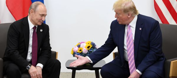 Встреча президентов России и США Владимира Путина и Дональда Трампа на полях саммита G20 (28 июня 2019). Осака - Sputnik Армения