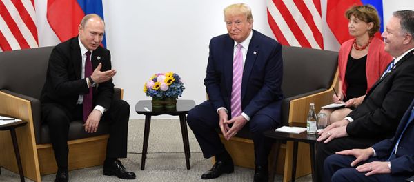 Встреча президентов России и США Владимира Путина и Дональда Трампа на полях саммита G20 (28 июня 2019). Осака Встреча президентов России и США Владимира Путина и Дональда Трампа на полях саммита G20 (28 июня 2019). Осака - Sputnik Армения