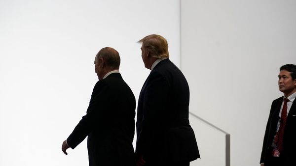 Встреча на ногах президентов России и США Владимира Путина и Дональда Трампа на полях саммита G20 (28 июня 2019). Осака - Sputnik Армения