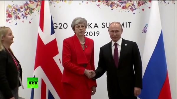 Даром не пройдет: Путин не жалеет о встрече с Мэй - Sputnik Армения