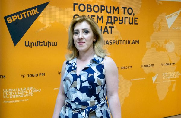 Капкан Facebook и трафик: главы армянских медиа и российский эксперт вступили в заговор - Sputnik Армения