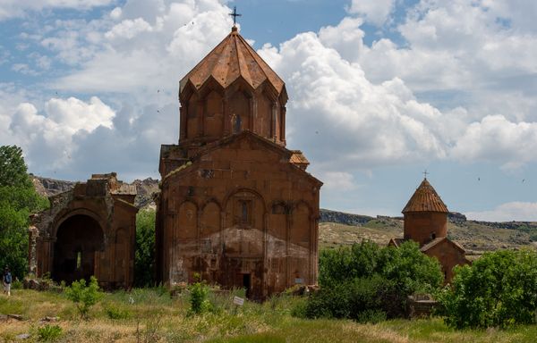 Հեղնար աղբյուրի անմահական ջուրը և Մարմաշենի գաղտնիքները. ինչ են թաքցնում Ախուրյանի ափերը Հեղնար աղբյուրի անմահական ջուրը և Մարմաշենի գաղտնիքները. ինչ են թաքցնում Ախուրյանի ափերը - Sputnik Արմենիա