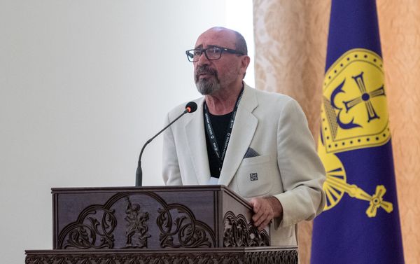 Մայր Աթոռ Սուրբ Էջմիածնում այսօր կայացավ «Եղիցի լույս» մրցանակաբաշխությունը - Sputnik Արմենիա