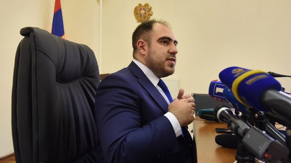 Пресс-конференция замминистра территориального управления и инфраструктур Армении Акоба Варданяна по вопросу энергетического коллапса (10 июля 2019). Еревaн - Sputnik Армения