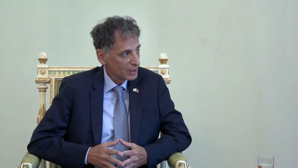 Новоназначенный Чрезвычайный и Полномочный посол Израиля в Армении (резиденция в г.Иерусалим) Элиав Белоцерковский во время вручения верительных грамот президенту Армении (9 июля 2019). Еревaн - Sputnik Армения