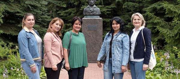 Учителя русского языка из Армении на Международных летних курсов русского языка Учителя русского языка из Армении на Международных летних курсов русского языка - Sputnik Армения