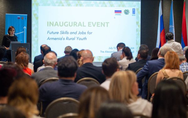 «Ապագայի հմտություններ և աշխատատեղեր՝ մարզաբնակ երիտասարդների համար» ծրագրի շնորհանդես «Ապագայի հմտություններ և աշխատատեղեր՝ մարզաբնակ երիտասարդների համար» ծրագրի շնորհանդես - Sputnik Արմենիա