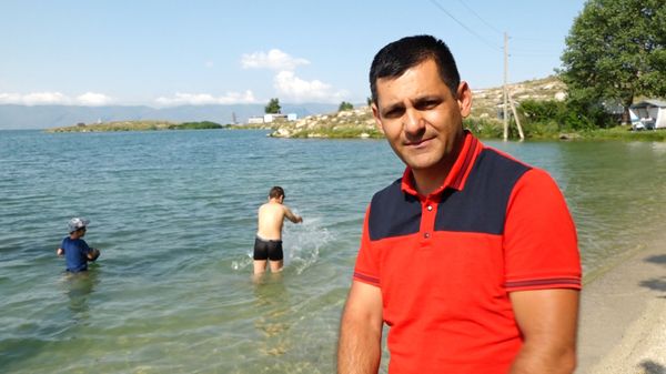 Севан отвернулся... Зеленая вода топит местный бизнес Севан отвернулся... Зеленая вода топит местный бизнес - Sputnik Армения