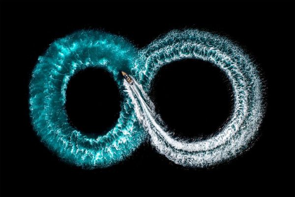Бесконечность — работа фотографа Марка Ле Корни. Он завоевал первое место в категории Абстрактность. - Sputnik Армения