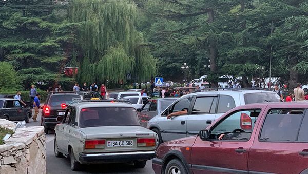 Жители Иджевана перекрыли Армяно-грузинскую дорогу (16 июля 2019). Иджеван - Sputnik Армения