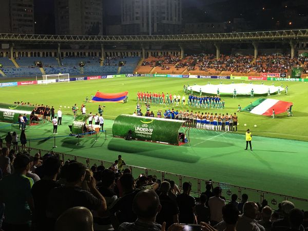 Сборная Италии разгромила Армению на ЧЕ U19 — игрок Ювентуса оформил дубль Сборная Италии разгромила Армению на ЧЕ U19 — игрок Ювентуса оформил дубль - Sputnik Армения