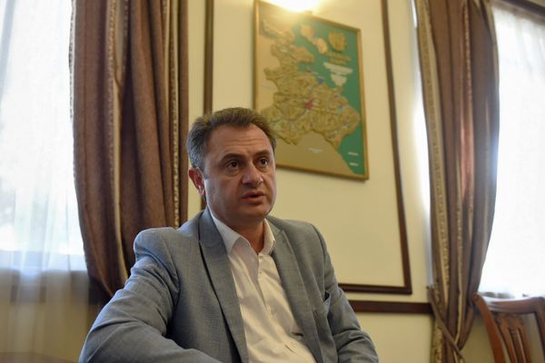 Достойной работе они предпочитают воровство: губернатор Тавуша не позволит вырубать лес Достойной работе они предпочитают воровство: губернатор Тавуша не позволит вырубать лес - Sputnik Армения