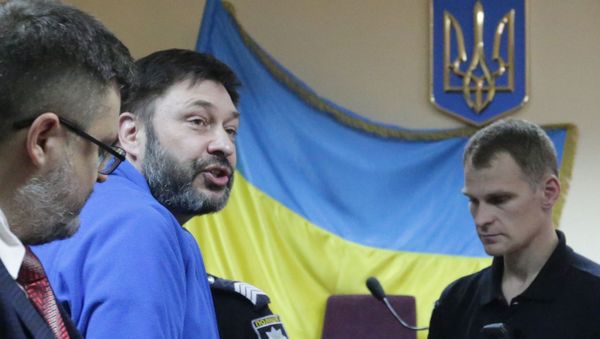 Руководитель портала РИА Новости Украина Кирилл Вышинский на заседании Подольского суда (19 июля 2019). Киев Руководитель портала РИА Новости Украина Кирилл Вышинский на заседании Подольского суда (19 июля 2019). Киев - Sputnik Армения