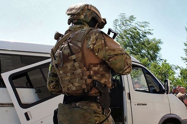 Беспредел батальона Азов: как в секретной тюрьме СБУ истязали пленных Беспредел батальона Азов: как в секретной тюрьме СБУ истязали пленных - Sputnik Армения