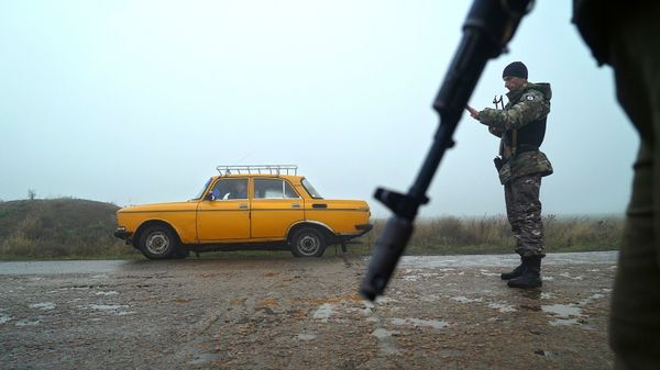 Контрольно-пропускной пункт в Бердянске - Sputnik Армения