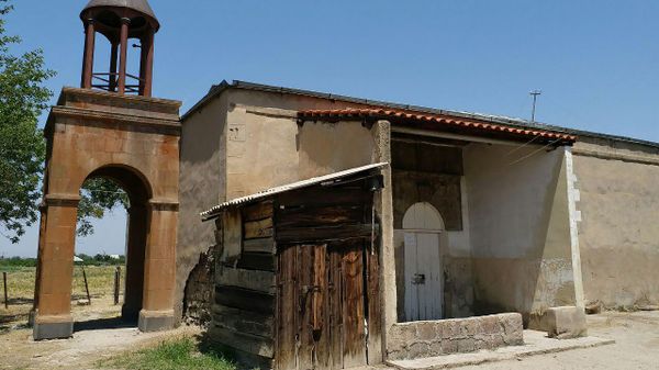 Ассирийская церковь Мат Мариам (Пресвятой Богоматери) в селе Димитров, Армения. - Sputnik Армения