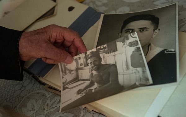 Архивные фотографии капитана первого ранга Врежа Оганесяна - Sputnik Армения