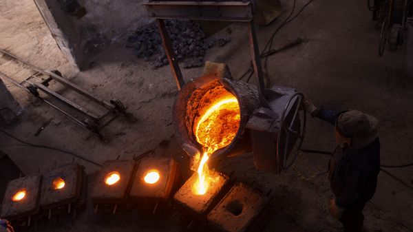 Производство шаров для рудных мельниц на медеплавильном заводе ACP, город Алаверди - Sputnik Армения